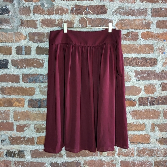 Ann Taylor Dresses & Skirts - Ann Taylor Size 8 Medium Brick‎ Red Fully Lined Sheer A-Line Skirt w/ Pockets